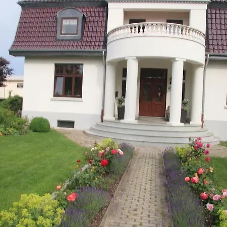 Moltke-Villa Teterow Exterior photo